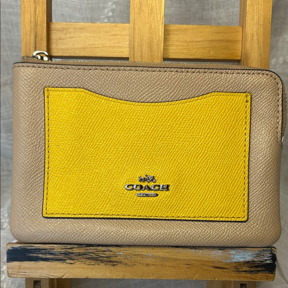 Coach leather classic wallet